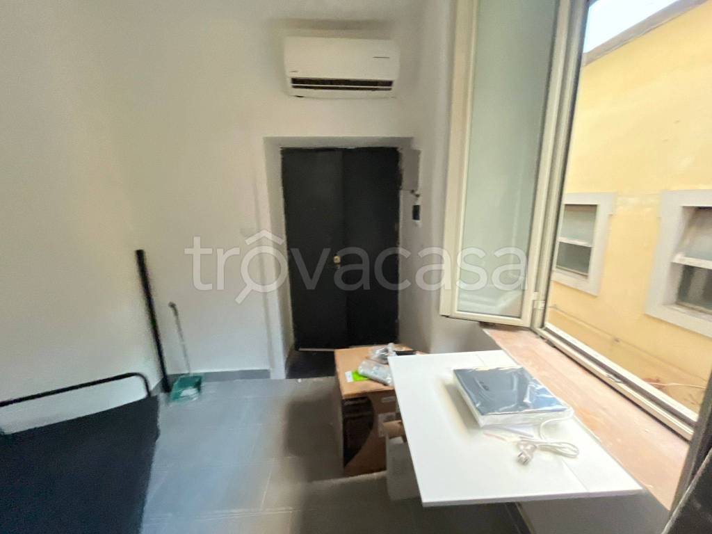 monolocale in affitto a Napoli