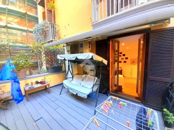 appartamento in affitto a Napoli in zona Chiaia