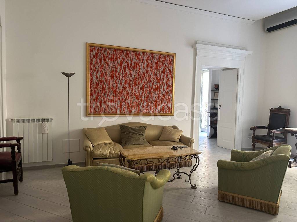 appartamento in affitto a Napoli
