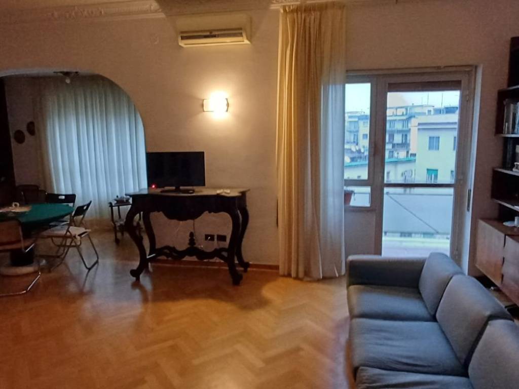 appartamento in affitto a Napoli in zona Arenella