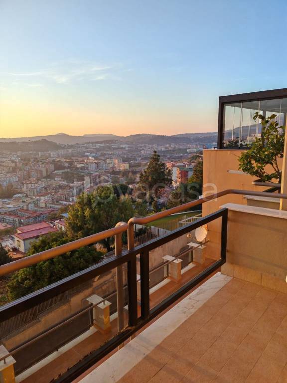 appartamento in affitto a Napoli in zona Posillipo