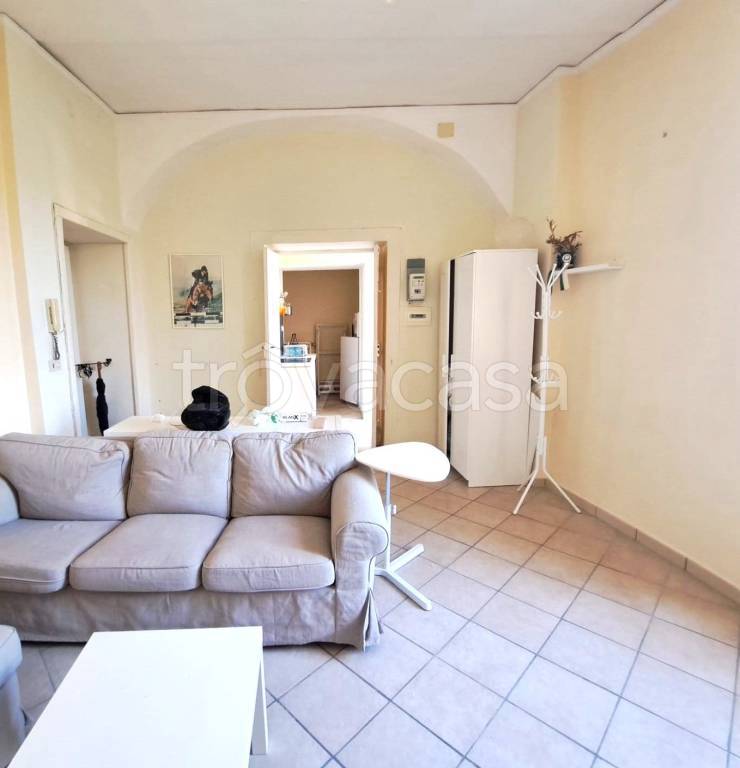 appartamento in affitto a Napoli in zona Chiaia