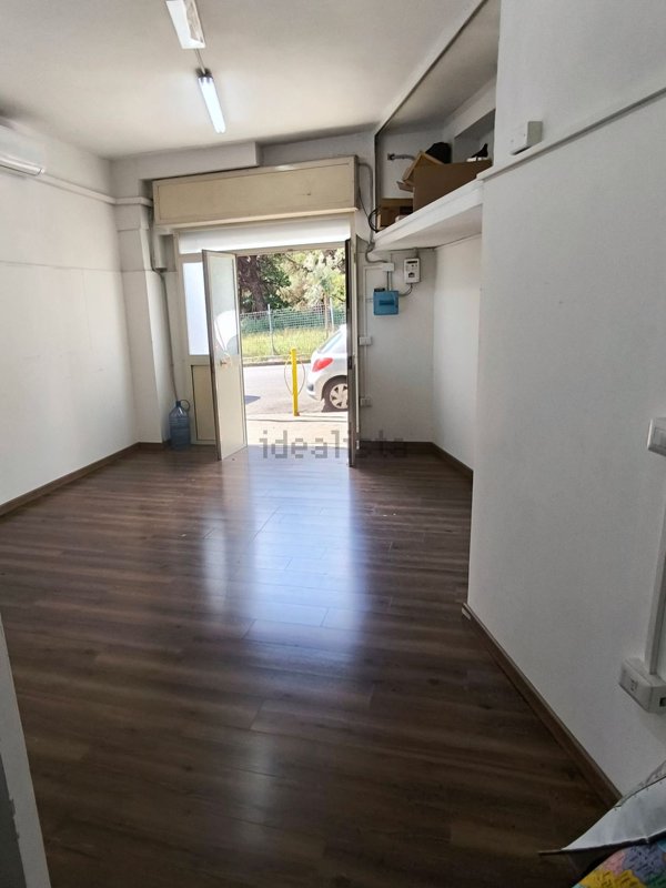 ufficio in affitto a Napoli in zona Arenella