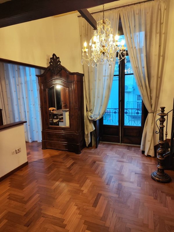 appartamento in affitto a Napoli in zona Pendino / San Giuseppe