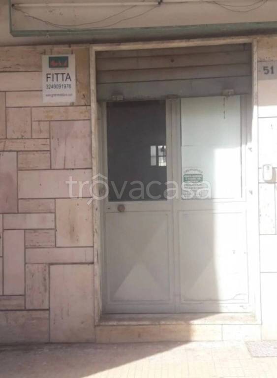 negozio in affitto a Napoli in zona Soccavo