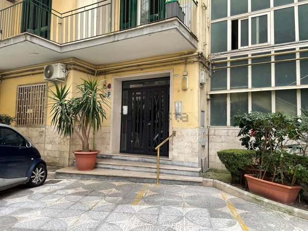 ufficio in affitto a Napoli in zona Arenella