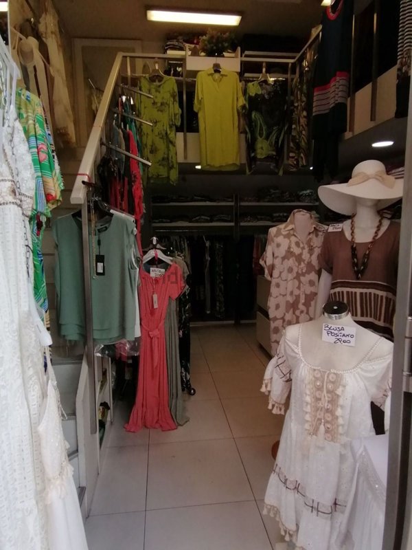 negozio in affitto a Napoli in zona Arenella