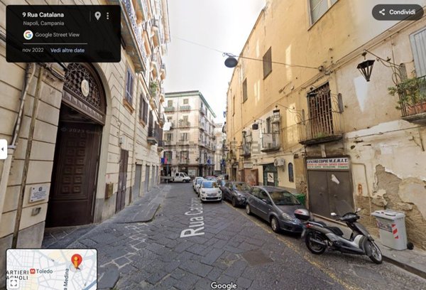 locale commerciale in affitto a Napoli