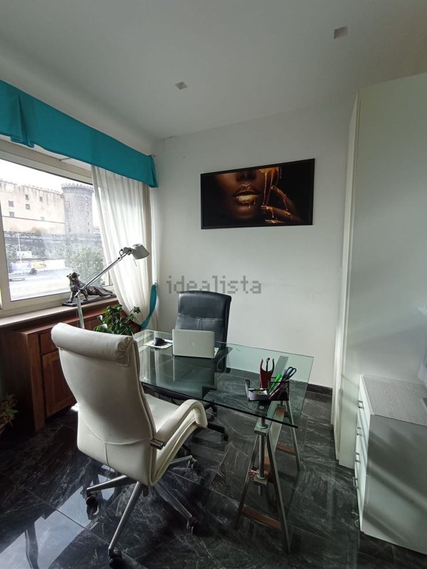 ufficio in affitto a Napoli in zona San Ferdinando