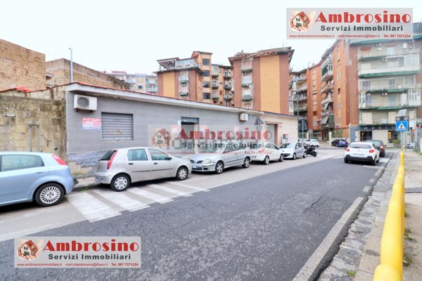 locale commerciale in affitto a Napoli in zona San Pietro a Patierno