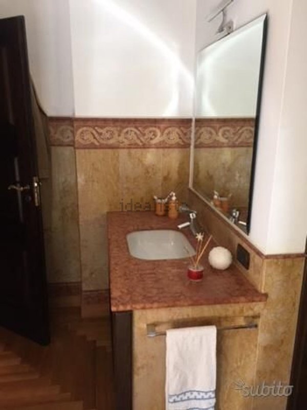 appartamento in affitto a Napoli in zona Posillipo