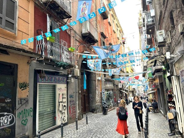 appartamento in affitto a Napoli in zona San Lorenzo