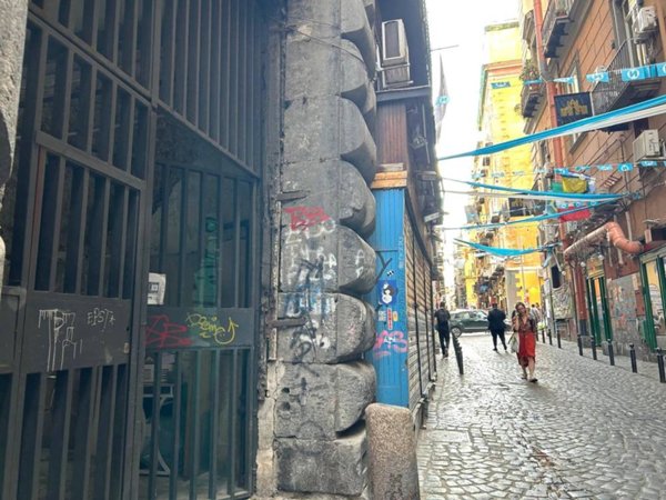 appartamento in affitto a Napoli in zona San Lorenzo