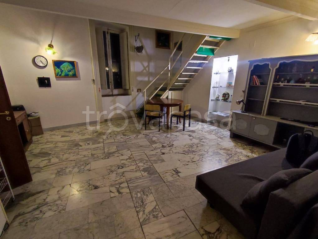 appartamento in affitto a Napoli