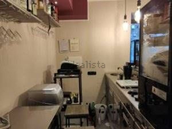 locale commerciale in affitto a Napoli in zona Chiaia