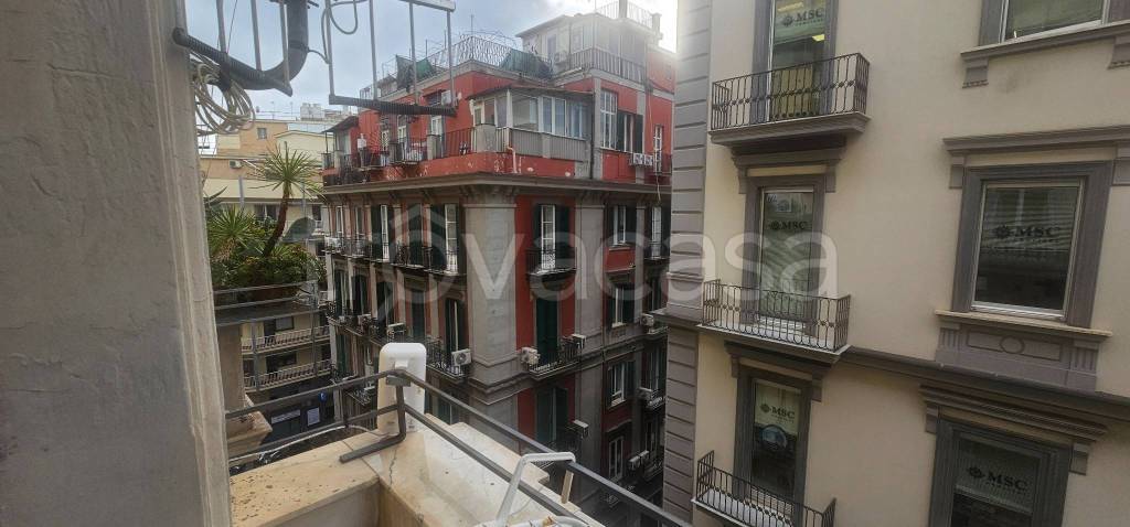 appartamento in affitto a Napoli in zona Porto