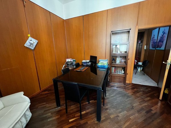ufficio in affitto a Napoli in zona Vicaria
