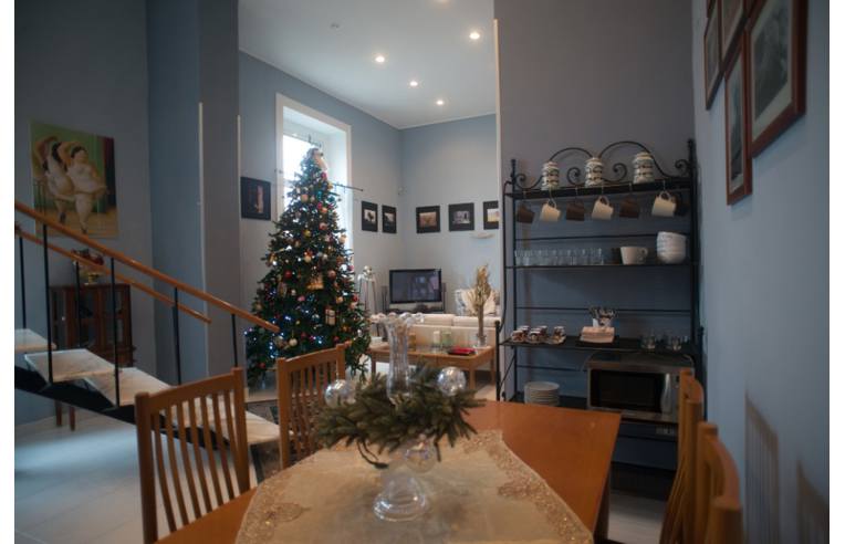 camera singola in affitto a Napoli in zona Avvocata