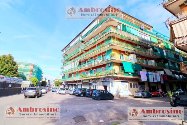 locale commerciale in affitto a Napoli in zona Secondigliano