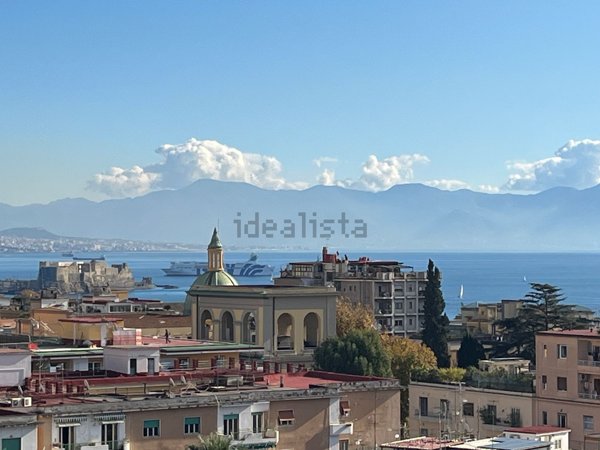 appartamento in affitto a Napoli in zona Chiaia