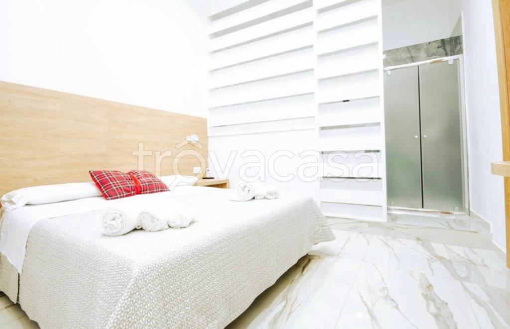 appartamento in affitto a Napoli in zona Stella