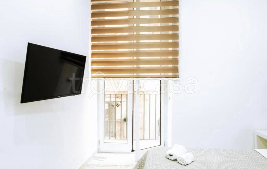 appartamento in affitto a Napoli in zona Stella