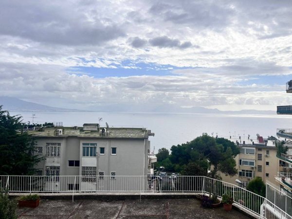 appartamento in affitto a Napoli in zona Posillipo