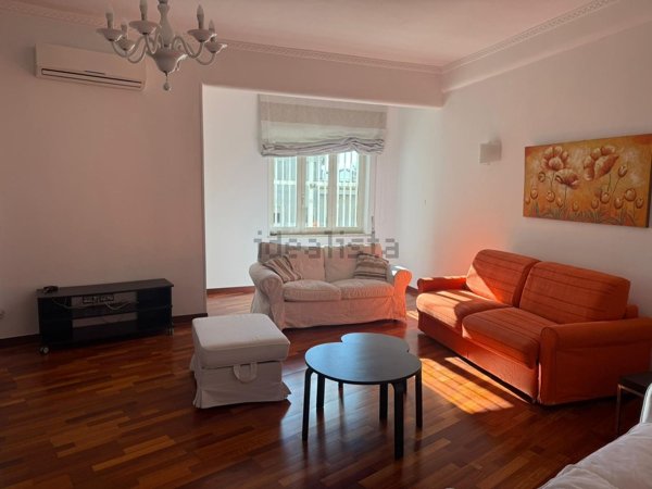 appartamento in affitto a Napoli in zona Chiaia