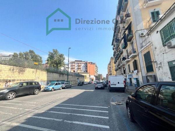 negozio in affitto a Napoli in zona Vicaria