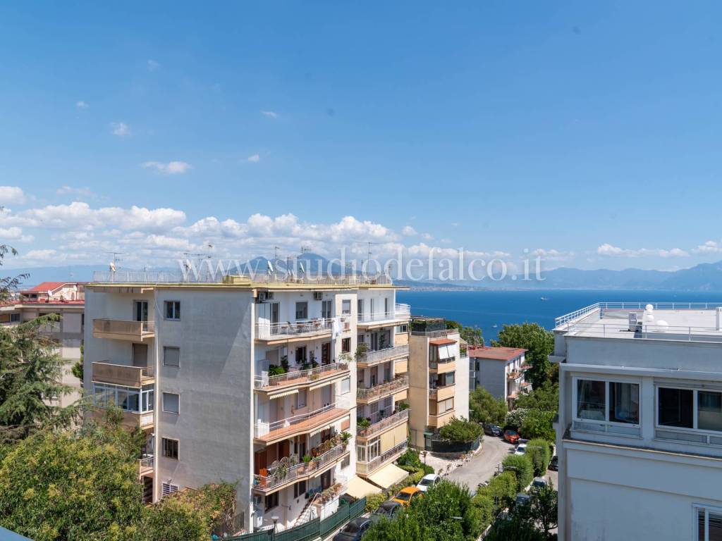 appartamento in affitto a Napoli in zona Posillipo