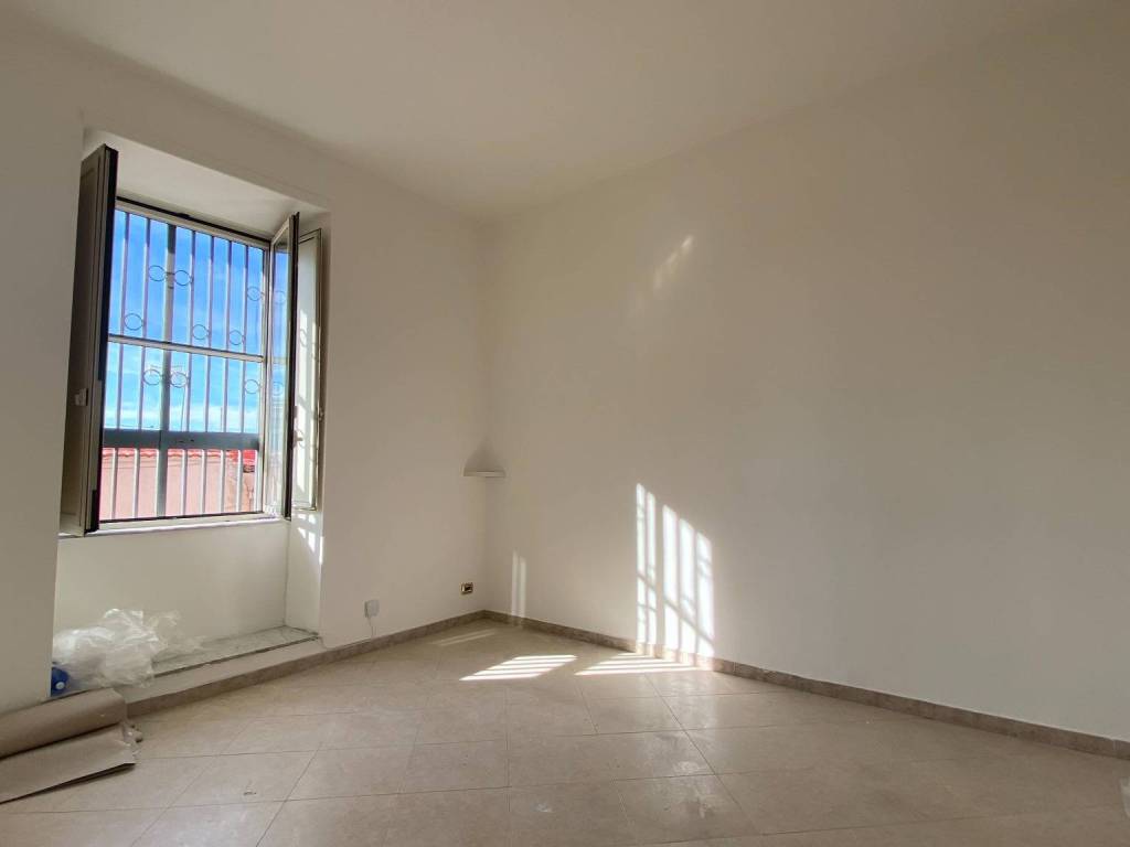 appartamento in affitto a Napoli in zona Barra