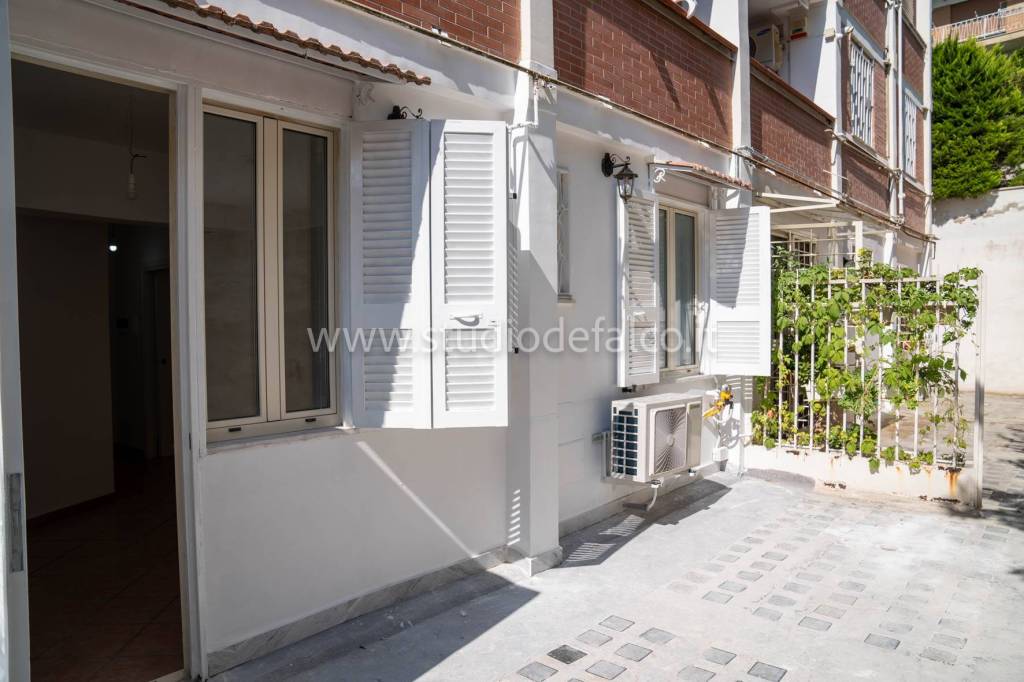 appartamento in affitto a Napoli in zona Posillipo