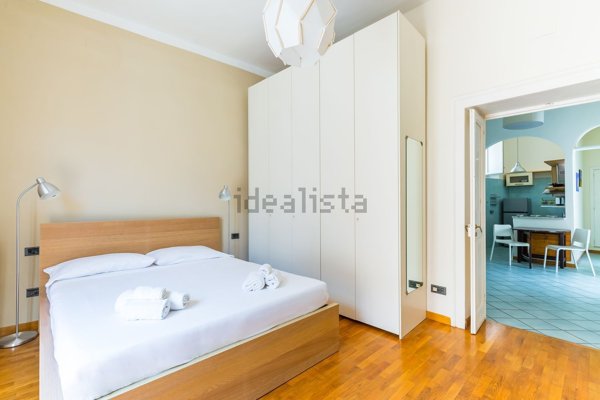 appartamento in affitto a Napoli in zona Chiaia