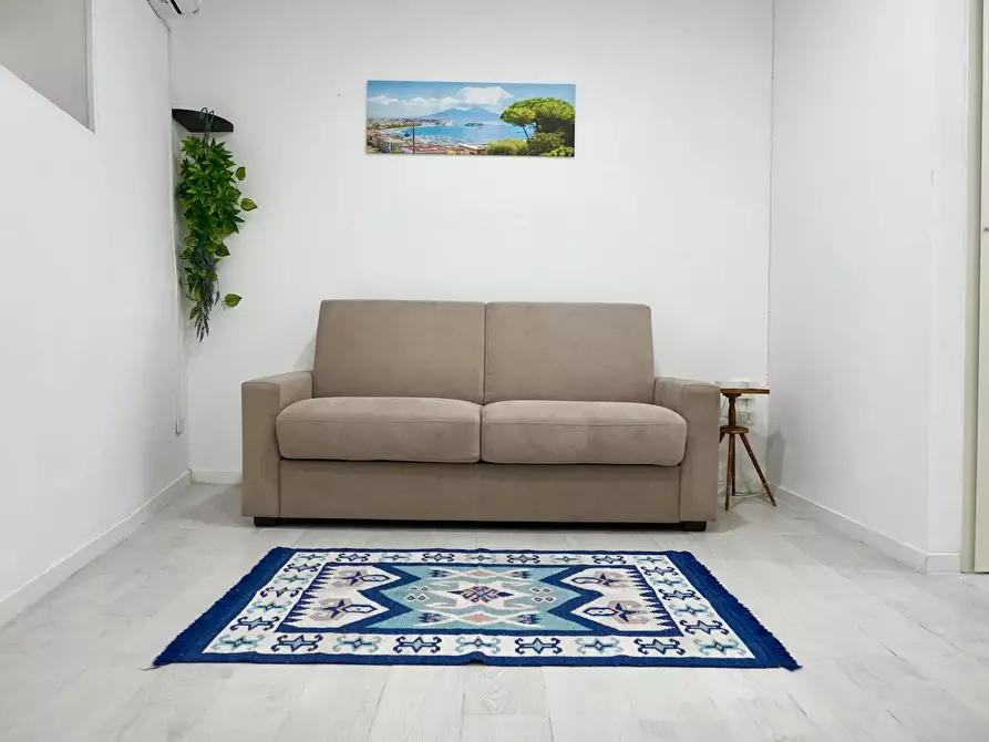 casa indipendente in affitto a Napoli in zona Stella