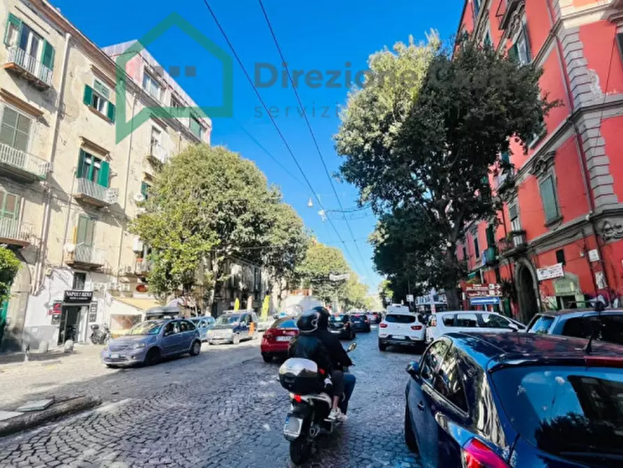 negozio in affitto a Napoli in zona San Ferdinando