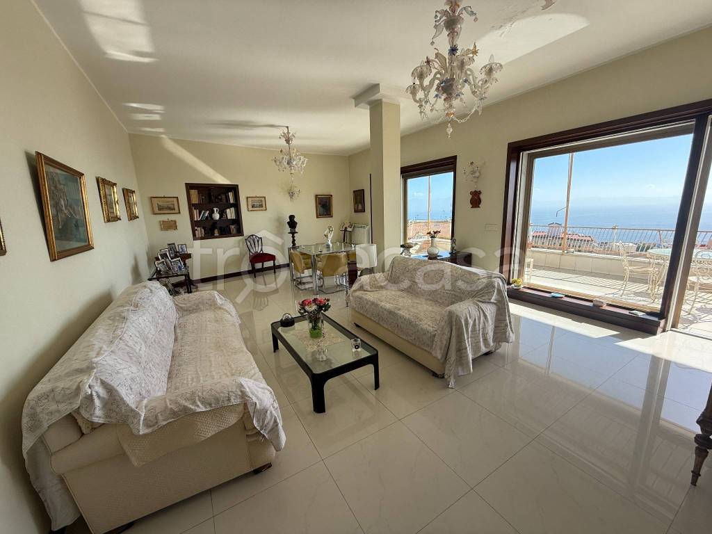 appartamento in affitto a Napoli in zona Vomero