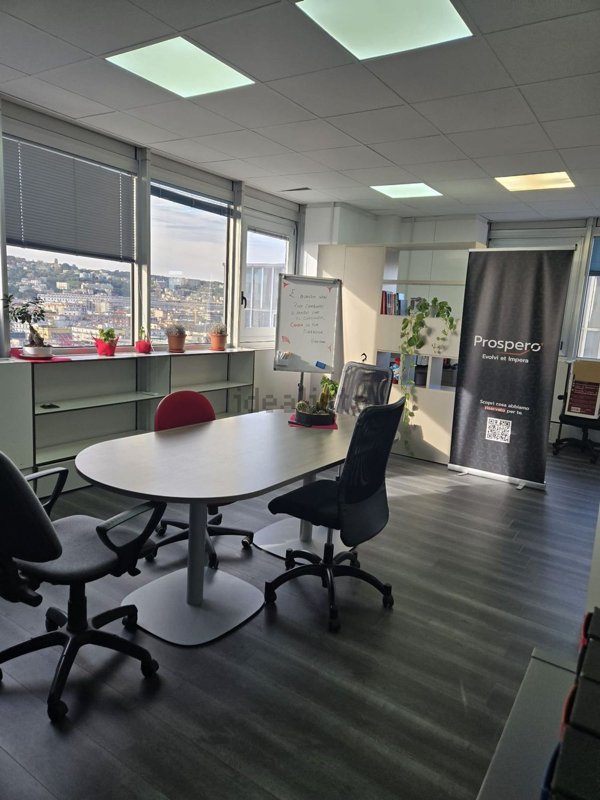 ufficio in affitto a Napoli in zona Vicaria