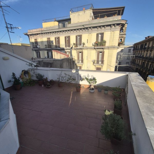 appartamento in affitto a Napoli in zona Pendino / San Giuseppe
