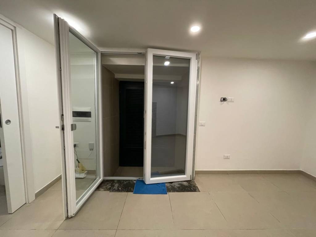 appartamento in affitto a Napoli in zona Chiaia