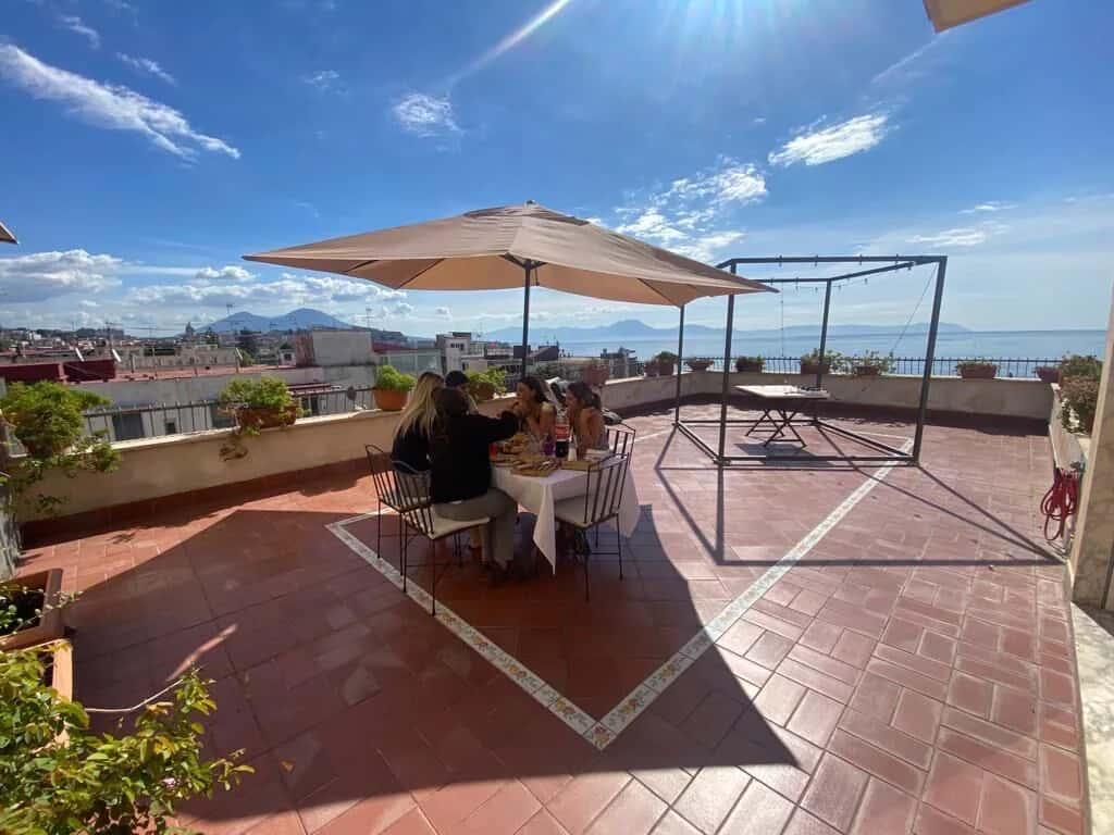 appartamento in affitto a Napoli in zona Chiaia