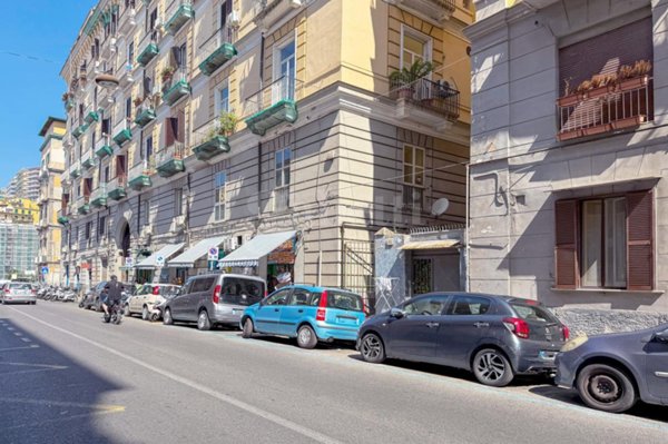 appartamento in affitto a Napoli in zona Chiaia