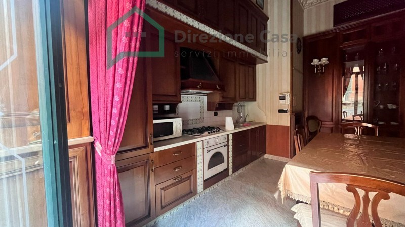 appartamento in affitto a Napoli in zona Pendino / San Giuseppe