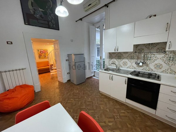 appartamento in affitto a Napoli in zona Avvocata