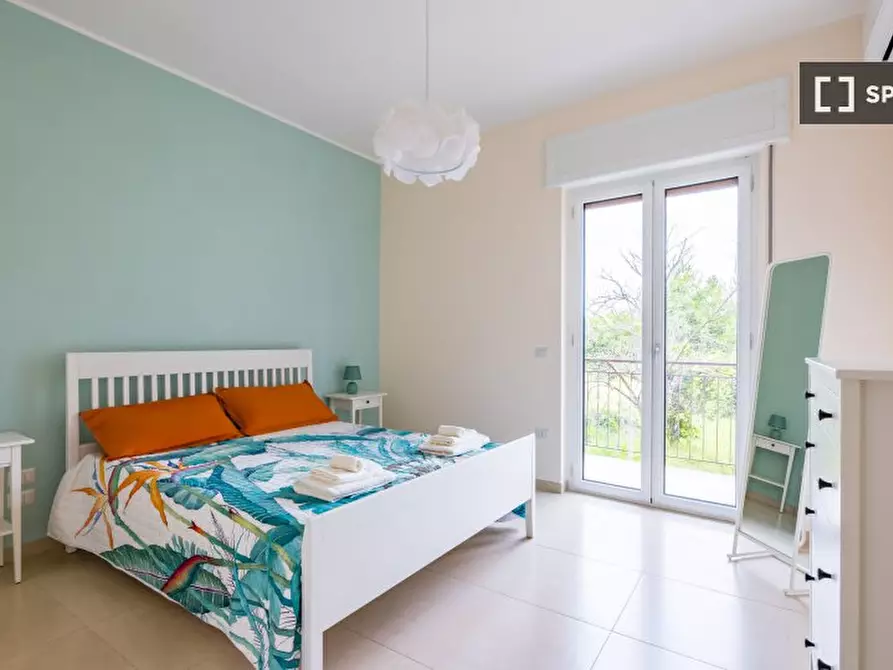 appartamento in affitto a Napoli in zona San Carlo all'Arena