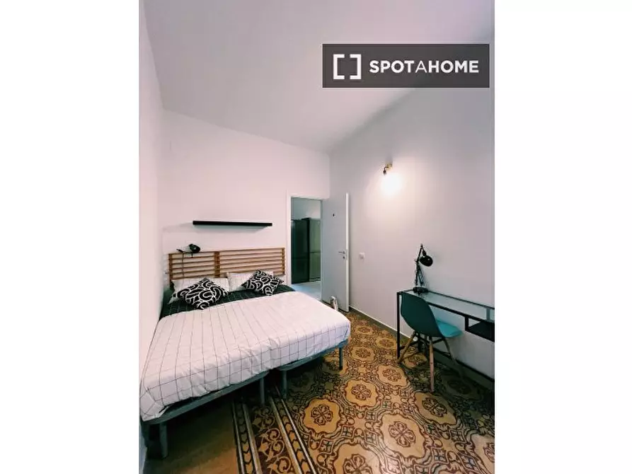 appartamento in affitto a Napoli in zona Stella