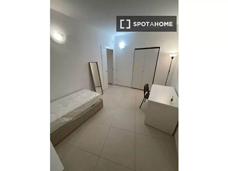 appartamento in affitto a Napoli in zona San Carlo all'Arena