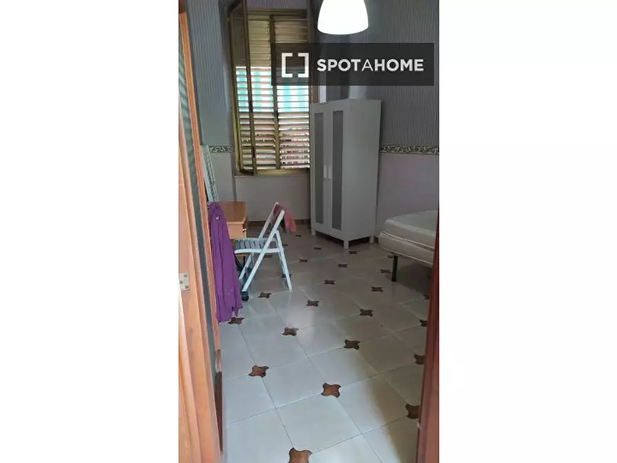 appartamento in affitto a Napoli in zona Stella