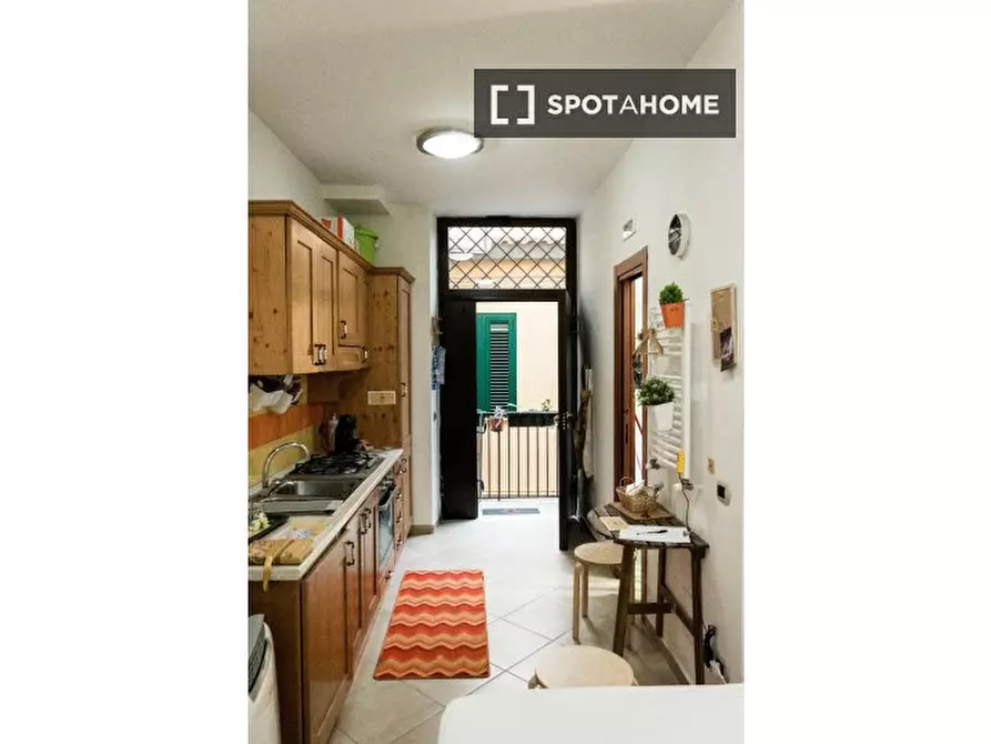 appartamento in affitto a Napoli in zona San Carlo all'Arena