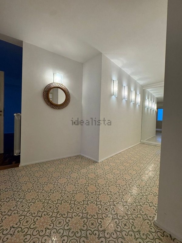 appartamento in affitto a Napoli in zona Chiaia