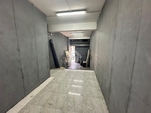 locale commerciale in affitto a Napoli in zona Secondigliano